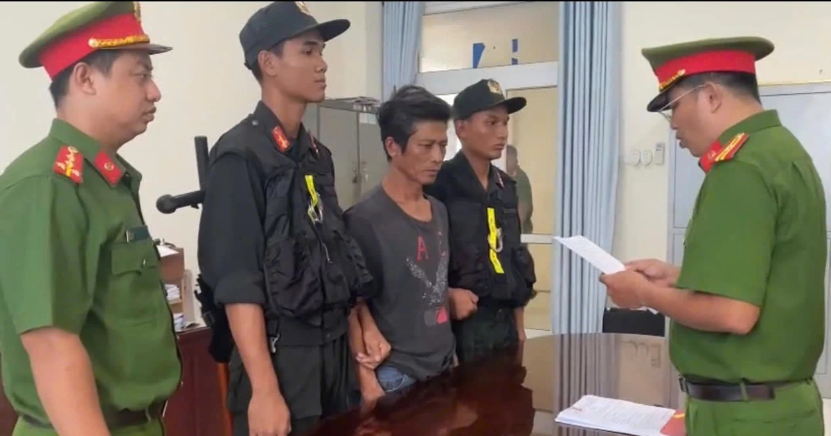 Khởi tố 2 đối tượng cản trở khai thác cát cho công trình trọng điểm