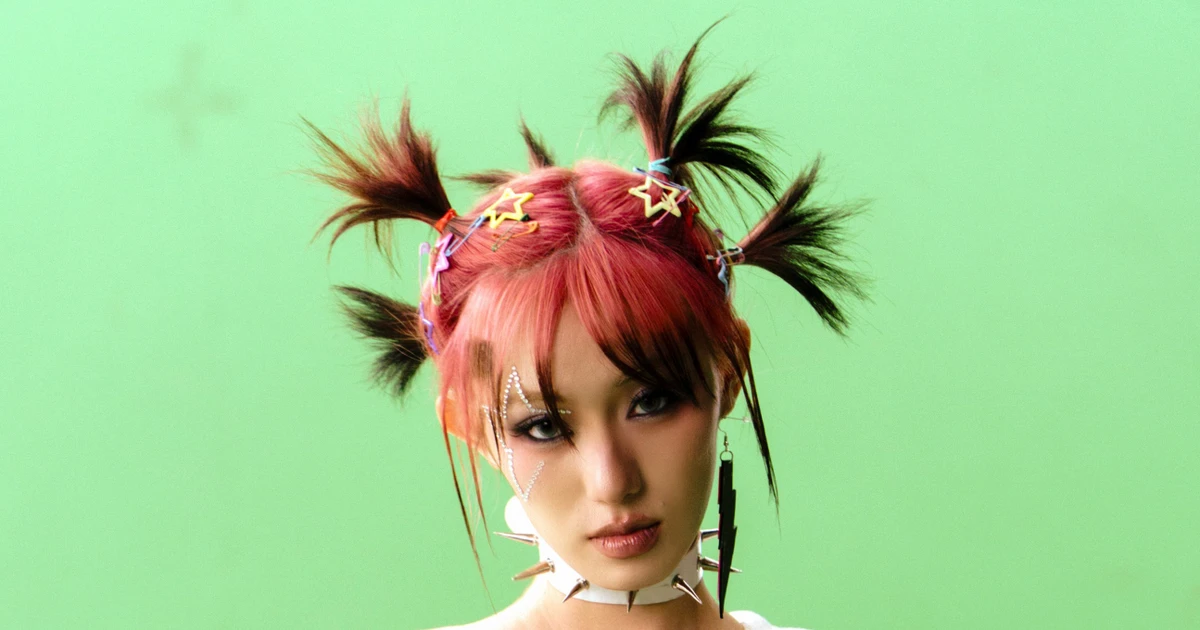 Nữ ca sĩ gen Z, m tú kết hợp cùng rapper Liu Grace đánh dấu bước chuyển mình, sẵn sàng bước ra khỏi 'vùng an toàn'