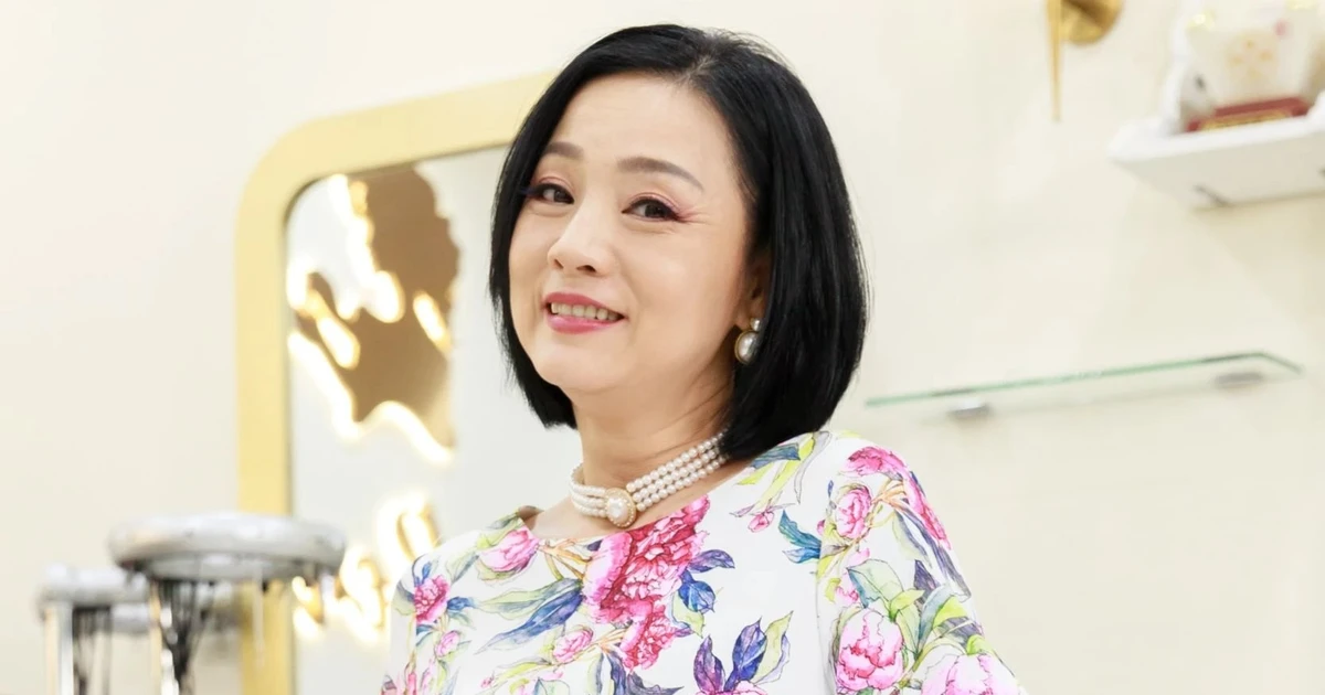 Trở lại với vai diễn độc lạ, NSƯT Mỹ Duyên diễn xuất nhập tâm đến nỗi các đồng nghiệp hết lời khen ngợi