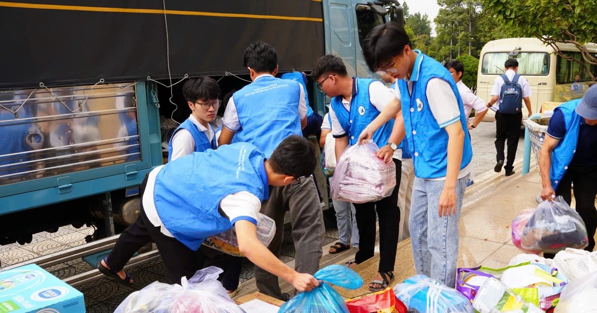 Cộng đồng sinh viên các trường ĐH, CĐ tại TP. HCM chung tay quyên góp, hỗ trợ đồng bào miền Trung