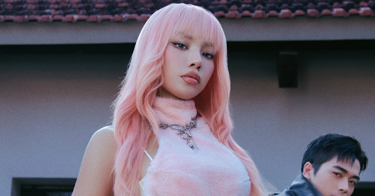 Giọng ca Việt từng hai lần giành ngôi Quán quân tại các cuộc thi âm nhạc được truyền thông nước ngoài hết lời khen ngợi