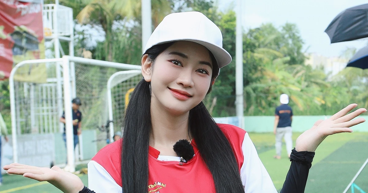 'Hot girl sở hữu body vạn người mê' Lê Bống gây tò mò cho khán giả khi trở lại show truyền hình mới