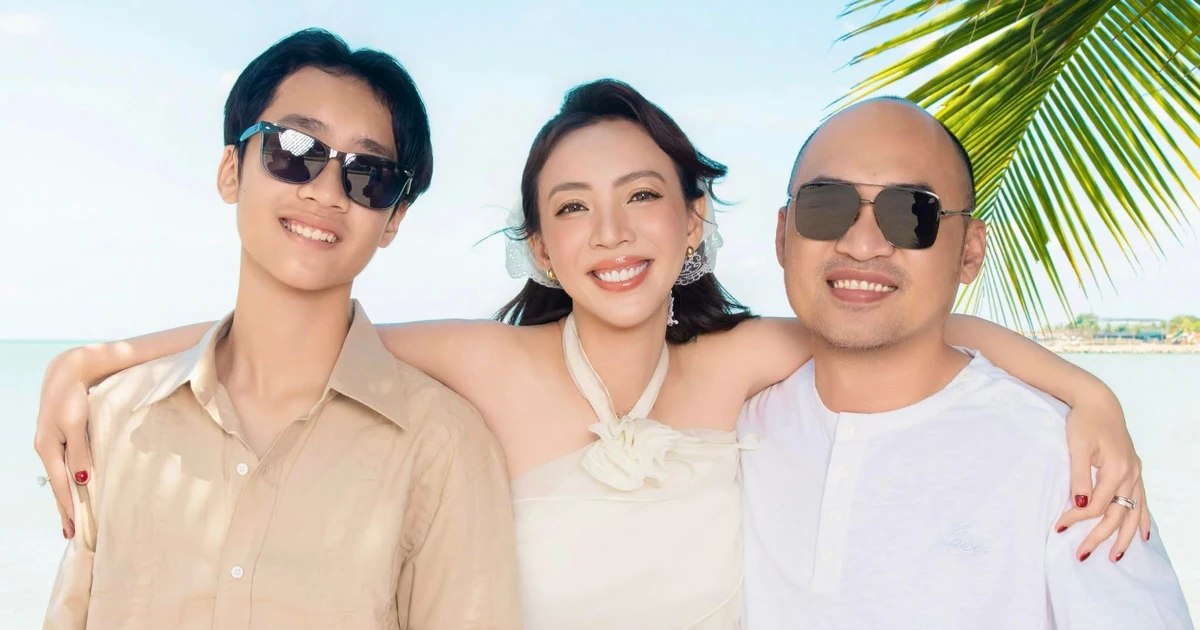 Con trai Thu Trang - Tiến Luật không áp lực vì bố mẹ nổi tiếng