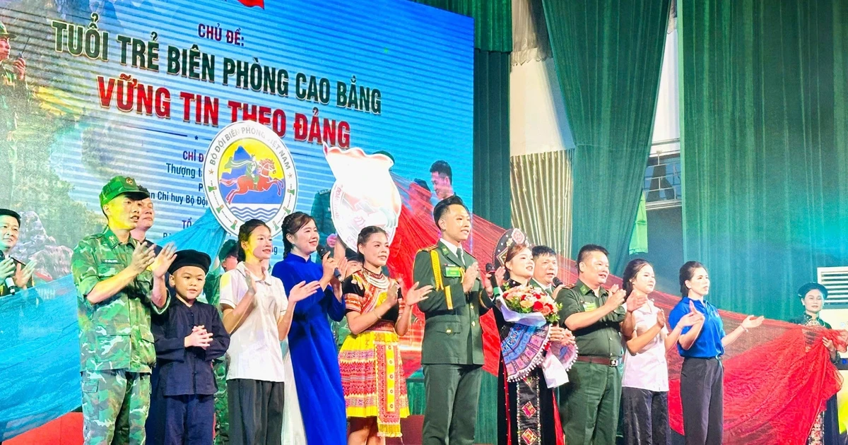 Thủ lĩnh thanh niên quân hàm xanh đua tài