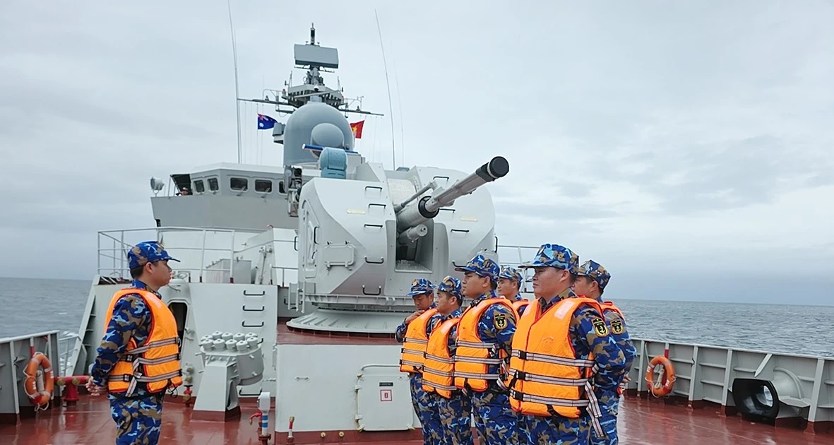 Chiến hạm Việt Nam thả neo tại vịnh Jervis, sẵn sàng tham gia Kakadu 2026