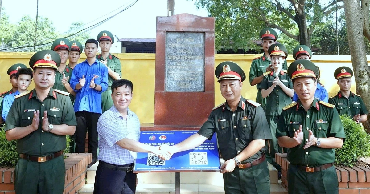 Đưa địa điểm Bác Hồ trao cờ ‘Trung với nước, hiếu với dân’ lên không gian số