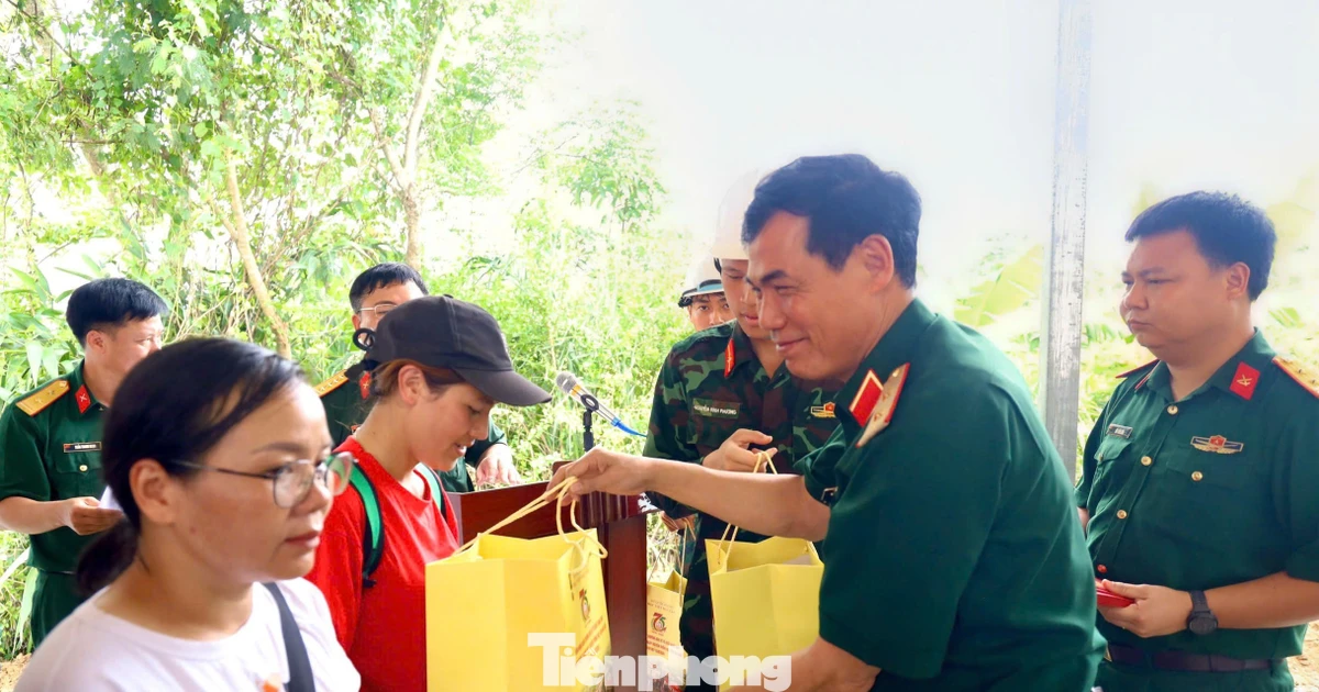 Bàn giao những mái ấm đầu tiên cho đồng bào vùng lũ Lai Châu