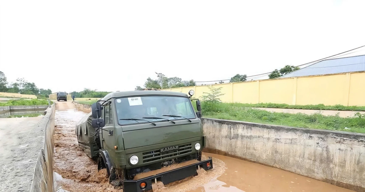 Nghiệm thu xe Kamaz vận tải, kéo pháo do Việt Nam lắp ráp