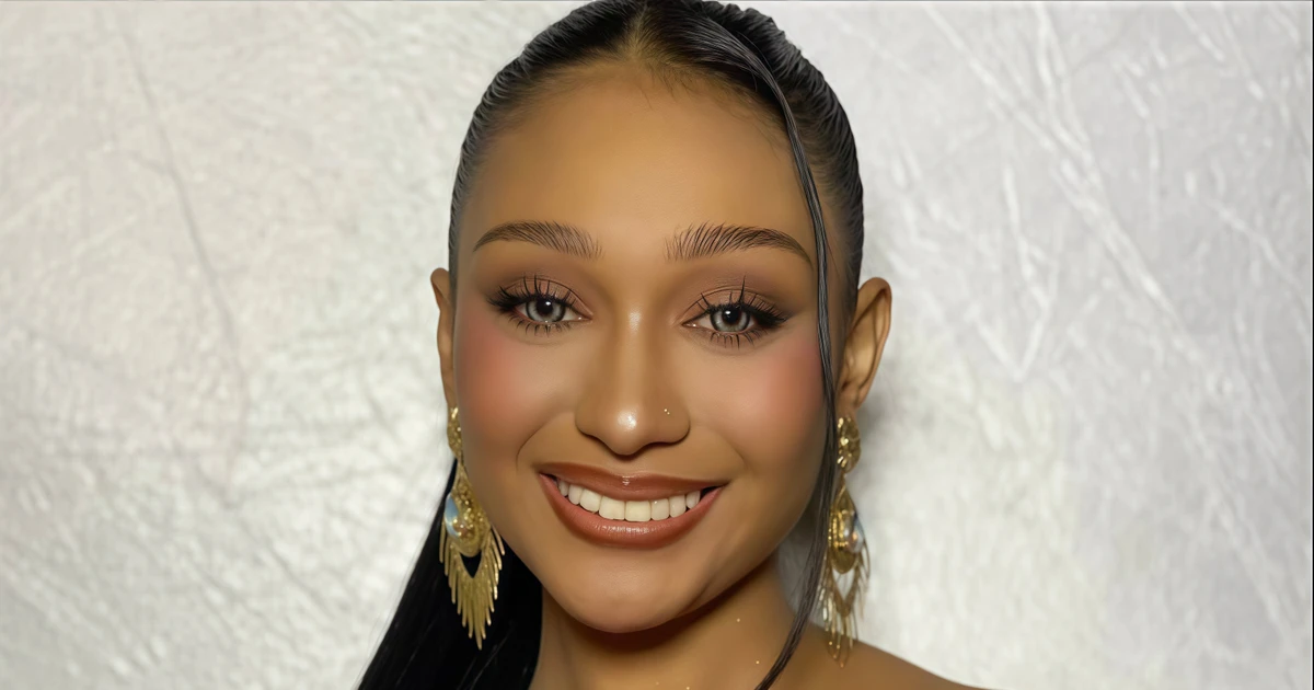 Người đẹp khiếm thính giành giải á hậu