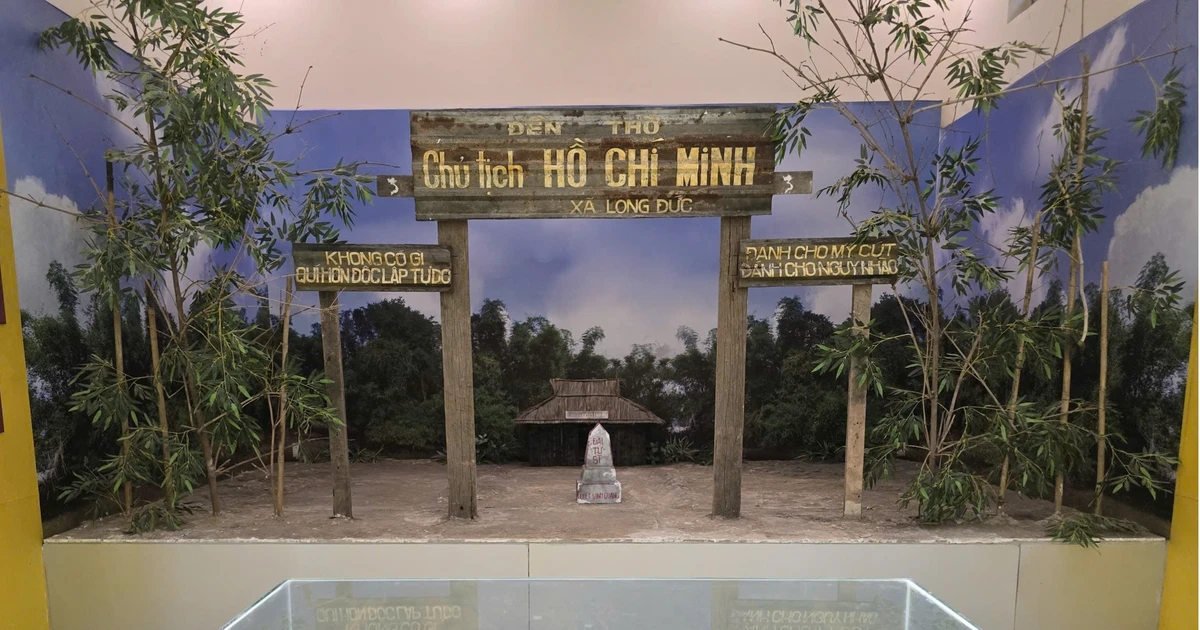 Về thăm Đền thờ Bác