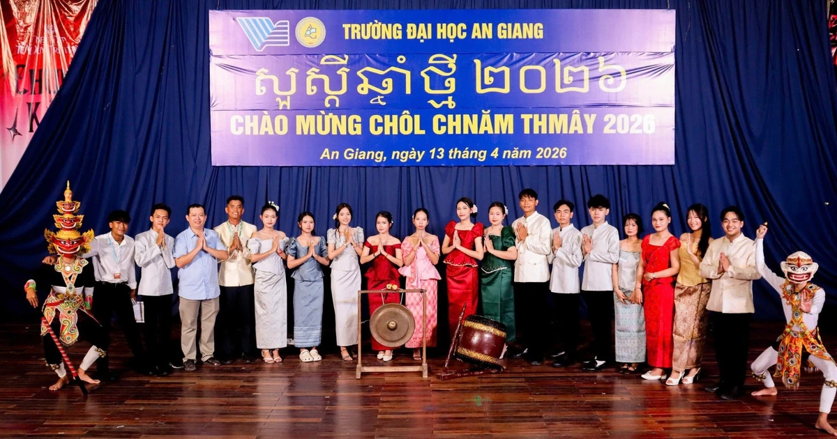 Sinh viên Khmer An Giang trong vòng tay Tết Chol Chnam Thmay