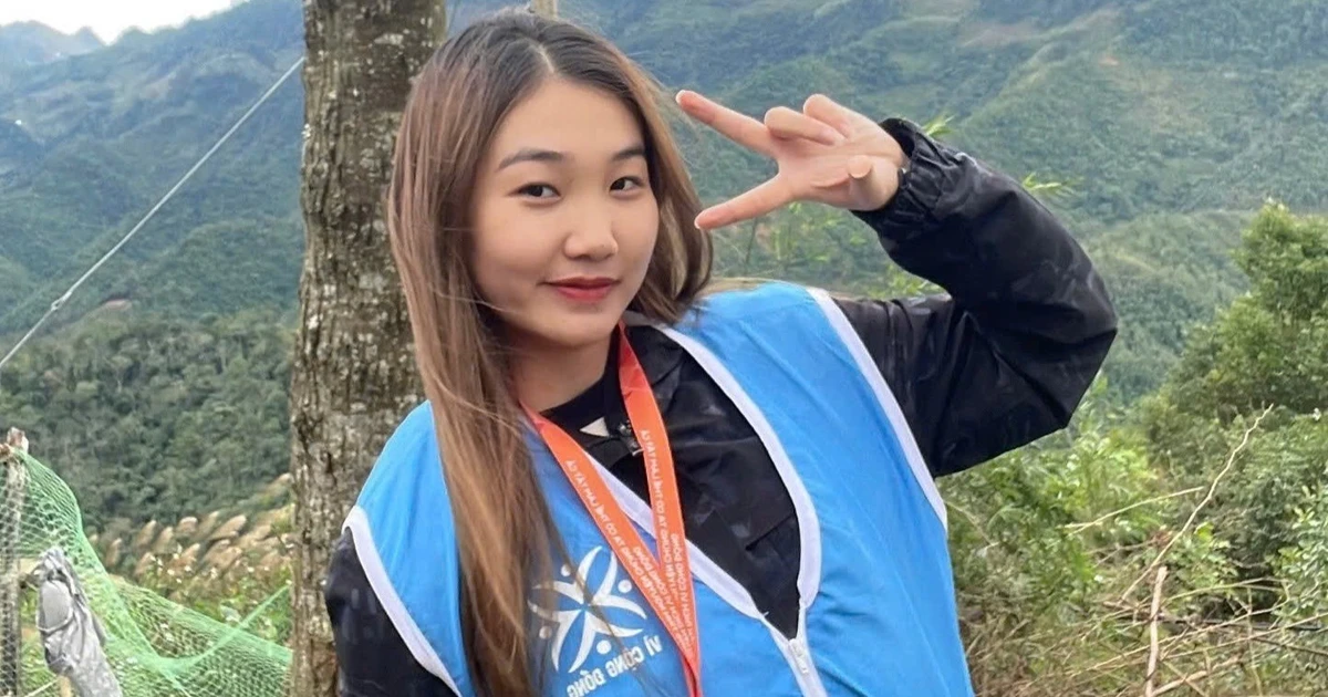 Hành trình 4 năm thiện nguyện của nữ sinh Sư phạm: 'Thanh xuân đẹp nhất khi được cho đi'