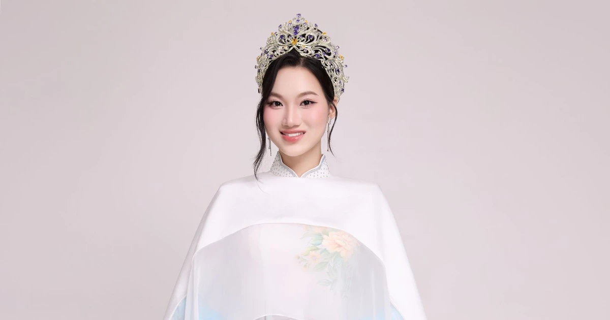 Hoa khôi gen Z chứng minh vẻ đẹp rạng rỡ nhất đến từ tri thức