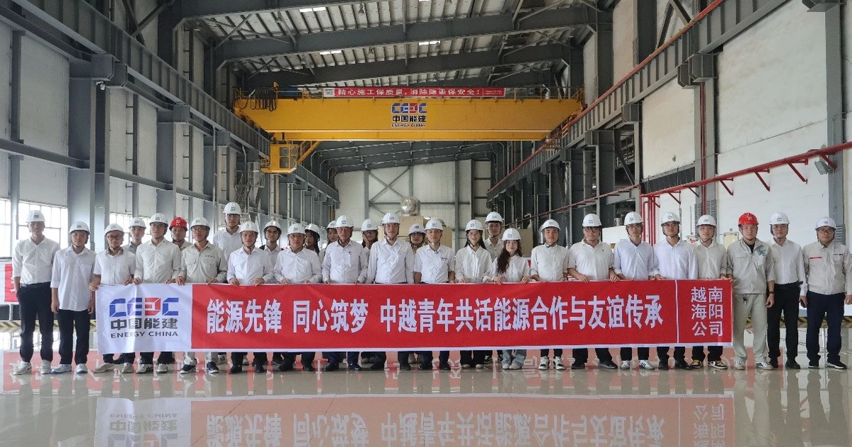 Trường Đại học Sao Đỏ tăng cường mối quan hệ hợp tác với công ty TNHH Điện lực Jaks Hải Dương