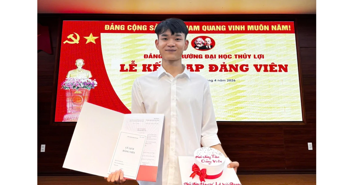 Lê Văn Quang - sinh viên Đại học Thủy lợi đạt GPA 3,94/4,0, giành chức vô địch Olympic Tin học quốc gia