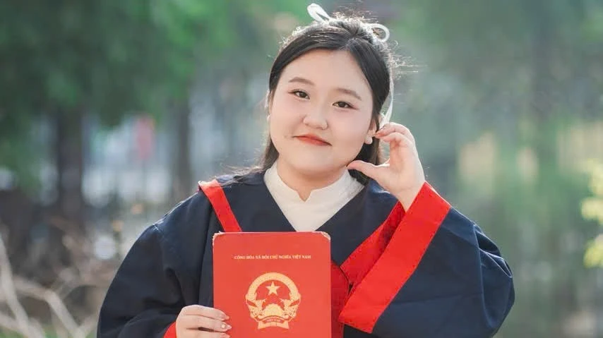 Nữ sinh vượt khó giành giải quốc gia, được tuyển thẳng Trường Đại học Hà Nội