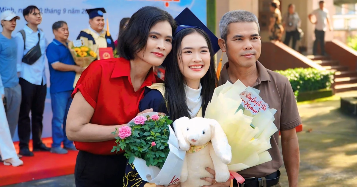 Nữ sinh Phân hiệu Thủy lợi từ nghị lực vượt khó đến tấm gương sinh viên xuất sắc toàn khóa