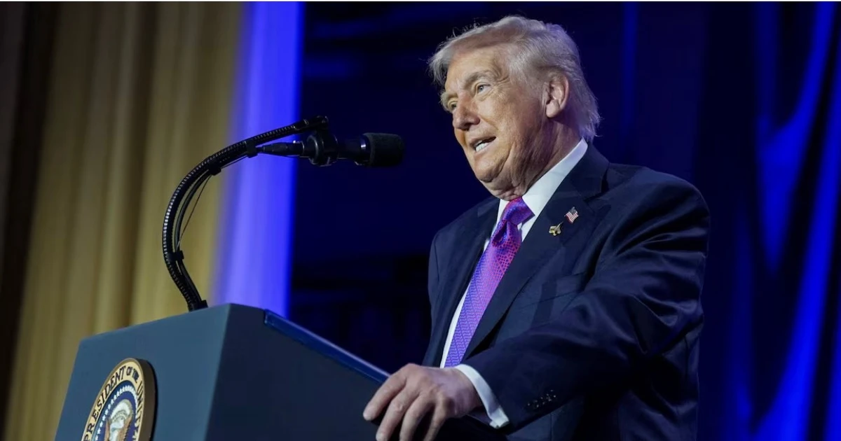 Tổng thống Mỹ Trump không xin lỗi về video xúc phạm vợ chồng ông Obama