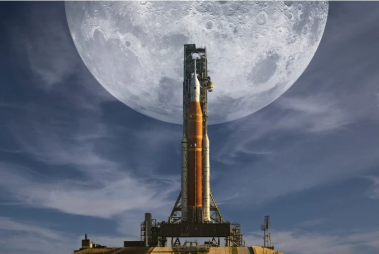 Sau sự cố tên lửa, NASA lùi thời điểm đưa người đổ bộ Mặt trăng