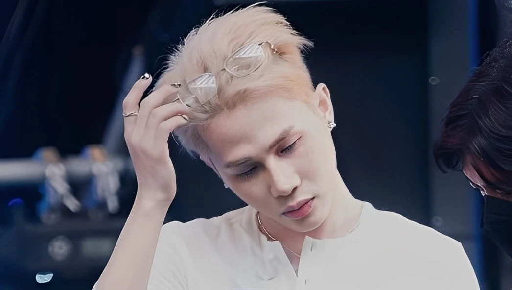 Loạt ca sĩ bị cấm hát ở TPHCM