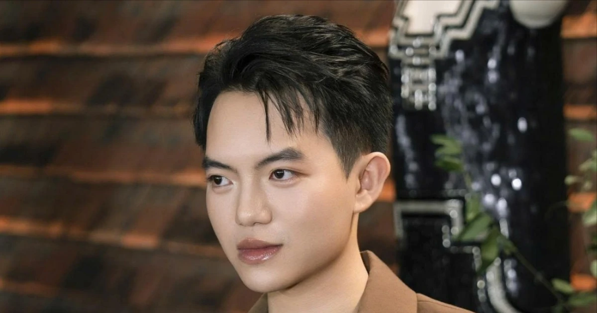 Tôn vinh tranh Nguyễn Gia Trí trên sàn diễn quốc tế