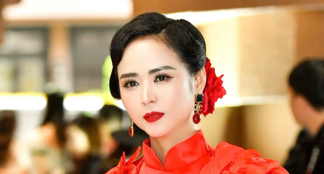 Thanh Hương Bùi làm rõ lý do dừng thiết kế 75 bộ trang phục cho Miss Cosmo 2025