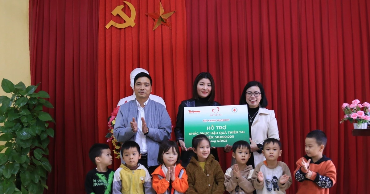 Tiếp tục hỗ trợ khôi phục trường học và trạm y tế tại Lào Cai sau bão lũ