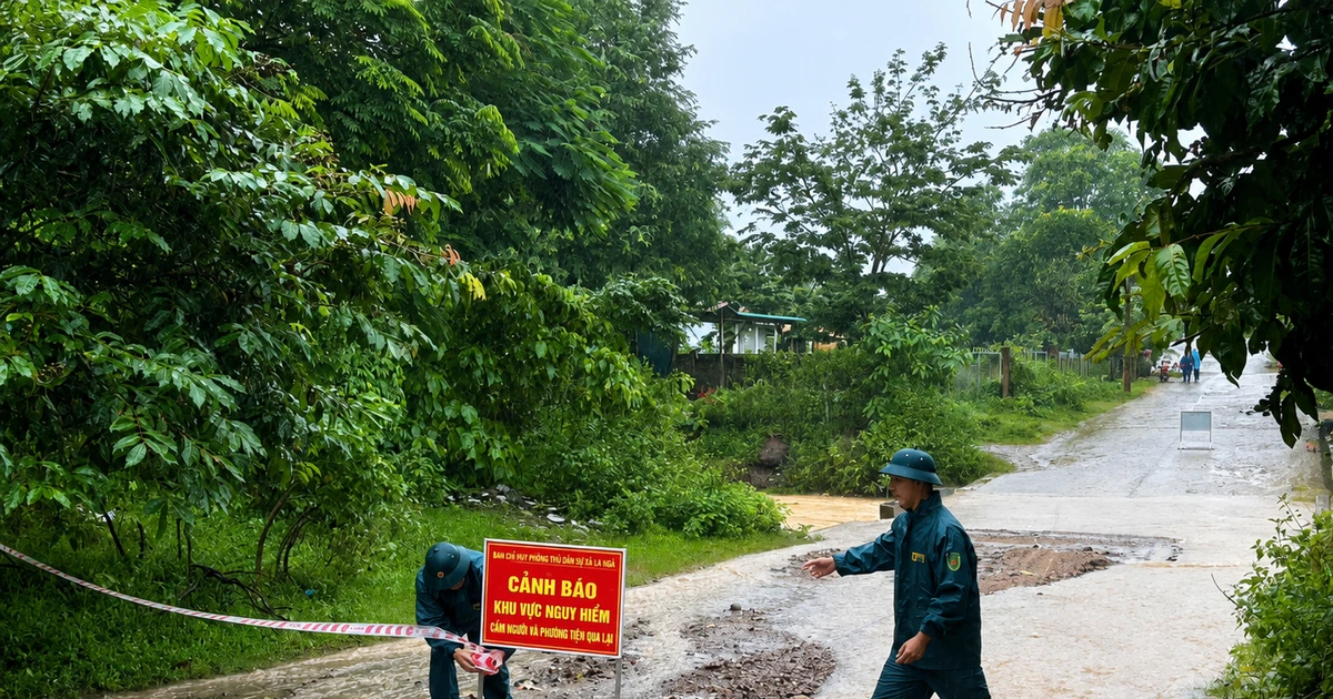Mưa lớn ở Quảng Trị, 13 ngầm tràn bị ngập, giao thông nhiều nơi ách tắc
