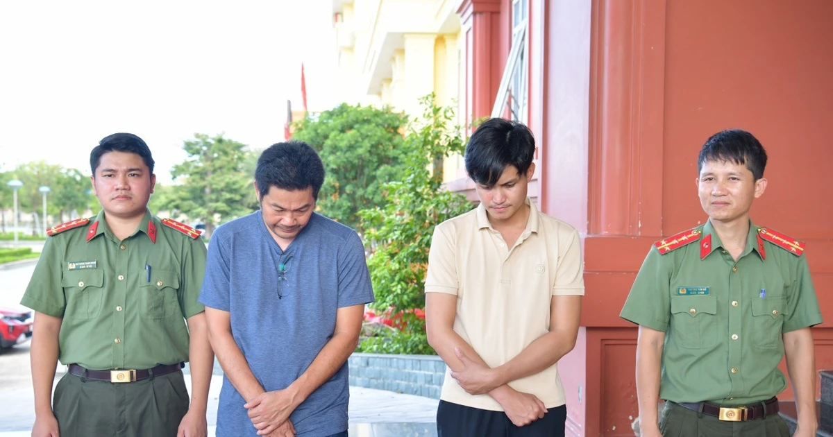 Khởi tố hai tài xế chở 10 người Trung Quốc tìm đường xuất cảnh trái phép