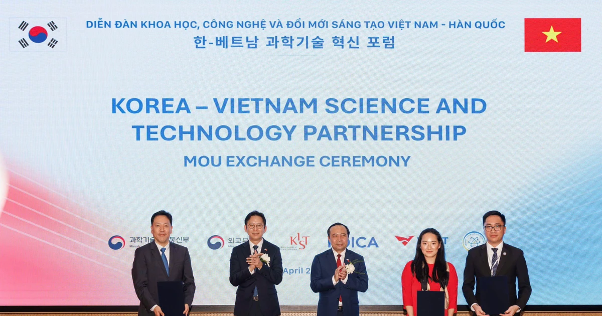 Đại học Quang Trung - cùng Việt Nam dựng xây nền giáo dục trọng trách