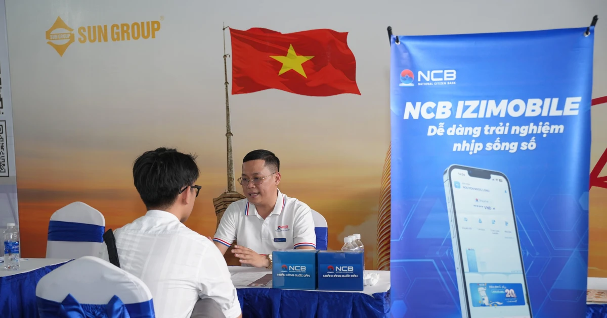 Sinh viên săn cơ hội việc làm tại ‘HUTECH Job Fair 2026’