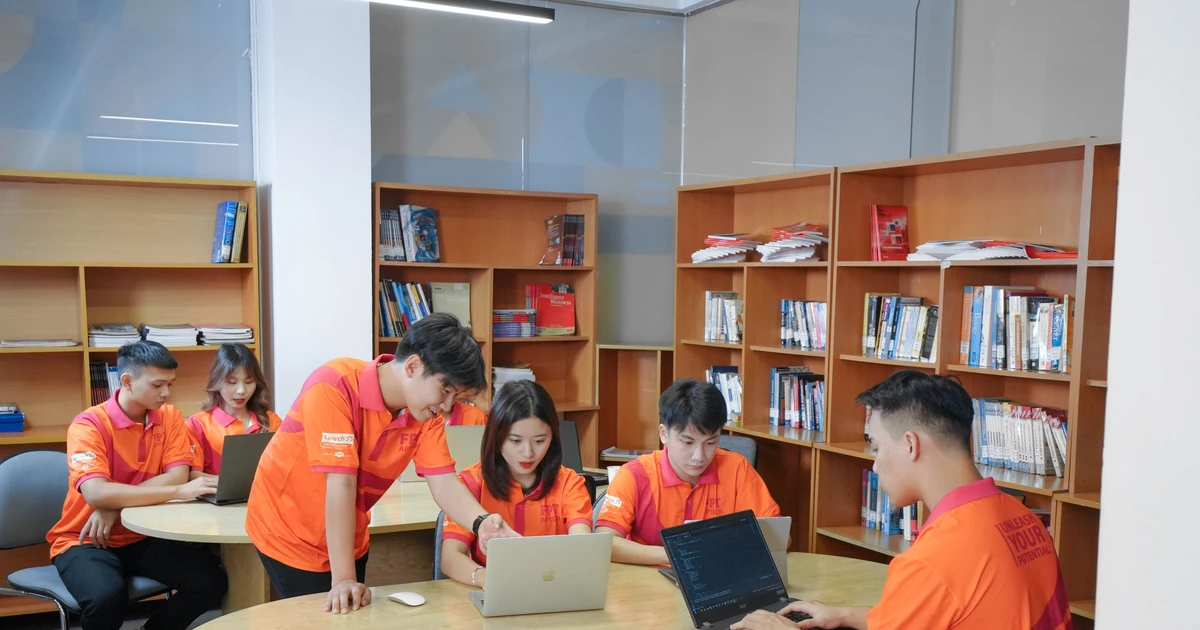 AI bùng nổ, học sinh THPT nên chọn ngành gì để không tụt lại phía sau?