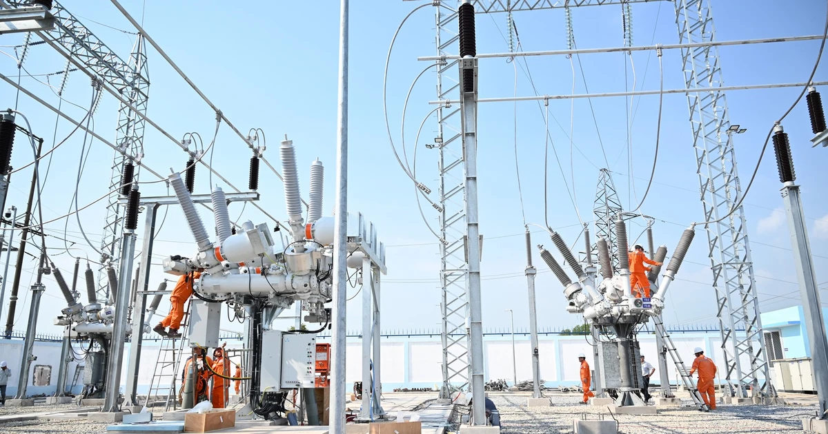 Tháo gỡ rào cản thủ tục đầu tư để đảm bảo điện mùa khô khu vực miền Nam