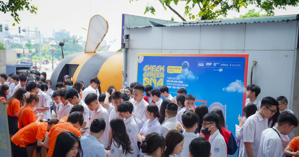 Gen Z chọn nghề bằng trải nghiệm thực tế tại OPEN Z 2026