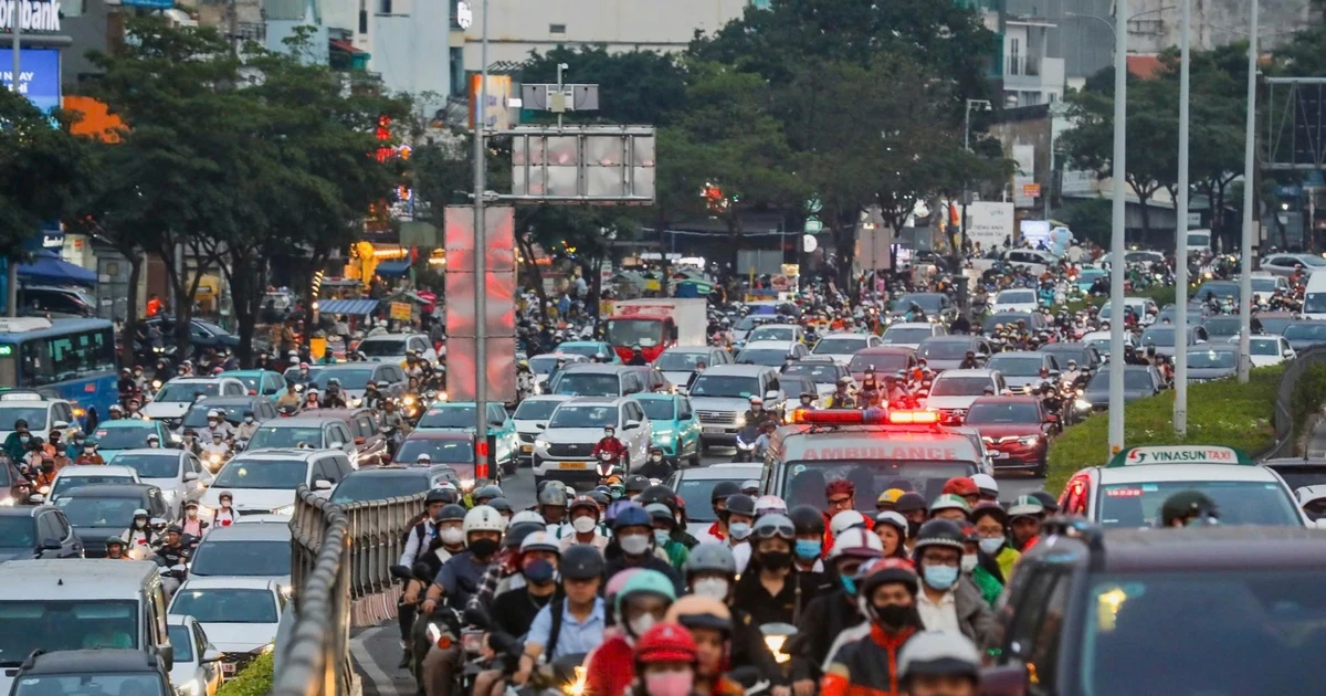Lộ trình kiểm soát khí thải và tương lai xe máy: Cần những bước đi thấu sát tâm tư người dân