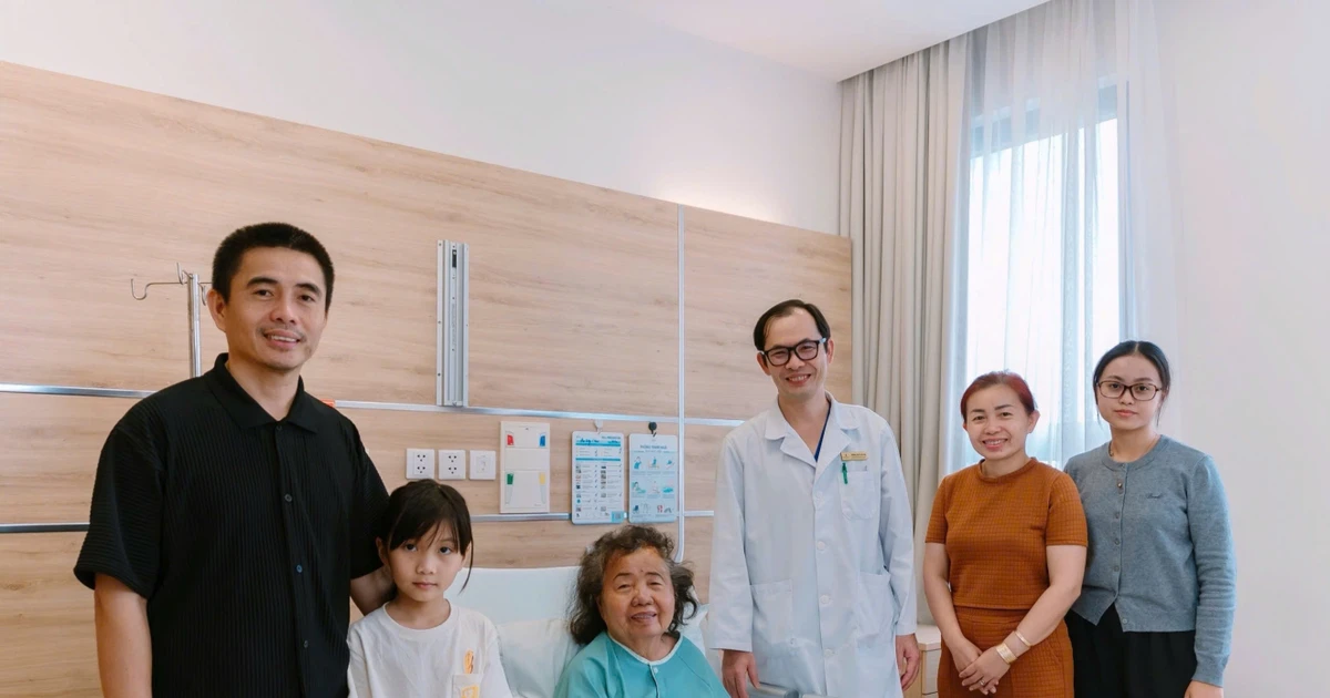 Lựa chọn Việt Nam mổ u não, bệnh nhân Campuchia phục hồi khả năng vận động và giao tiếp chỉ sau 6 ngày