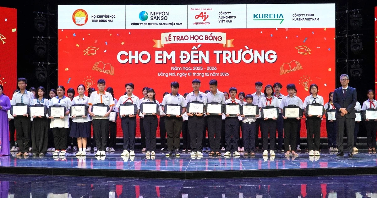 Ajinomoto Việt Nam và hơn 2 thập kỉ tiếp sức học sinh khó khăn đến trường