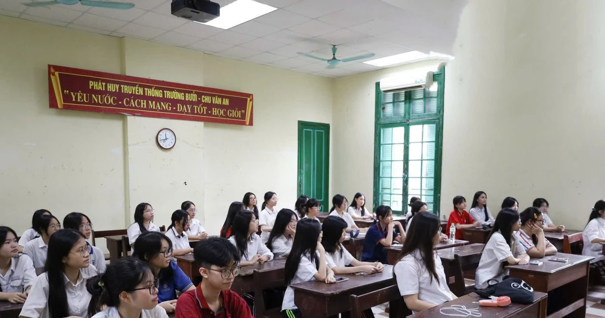 'Bệnh thành tích' trong giáo dục: Những con số đẹp và khoảng trống đáng lo