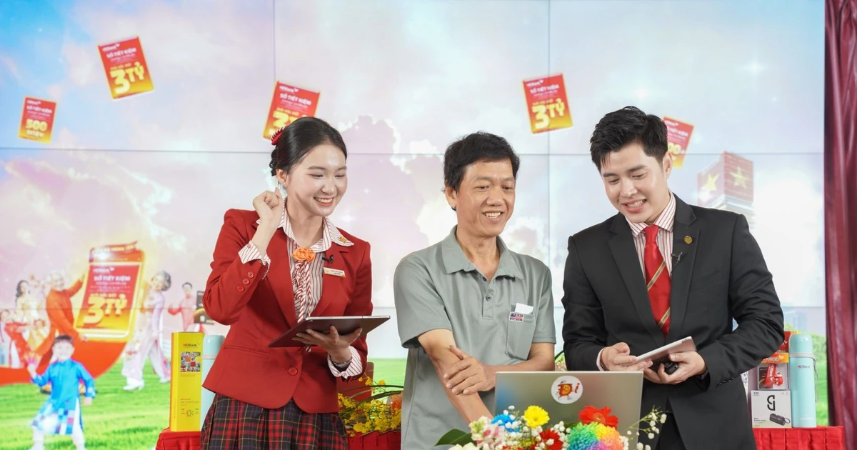 Chủ nhân giải 3 tỷ đồng đã lộ diện, hành trình 'Tiết kiệm Tỷ phú' tại HDBank khép lại trong những khoảnh khắc vỡ òa