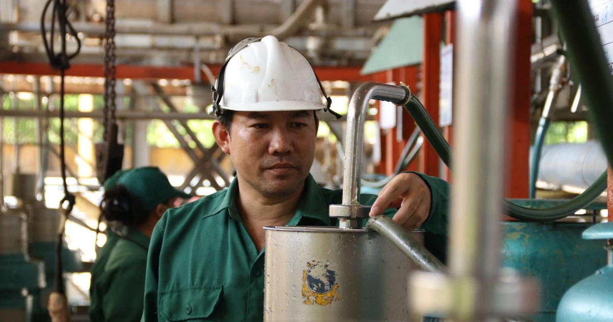 Những người 'gỡ khó' dây chuyền sản xuất
