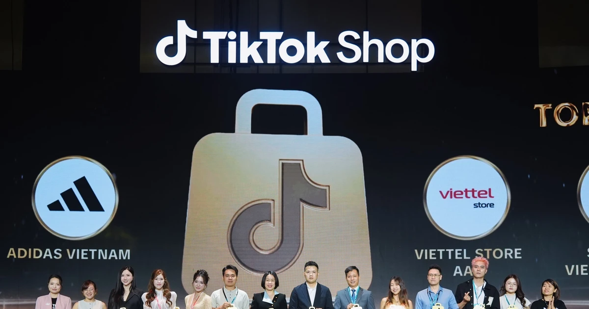 Viettel Store được vinh danh ‘Nhà bán hàng xuất sắc’ tại TikTok Shop Summit Vietnam 2026
