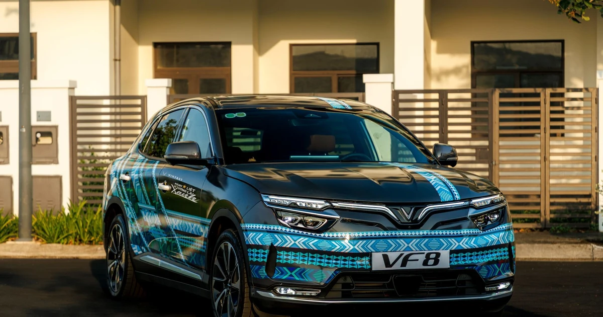 VinFast VF 8 Eco: SUV hạng D vượt tầm về trang bị, giá chỉ ngang phân khúc C