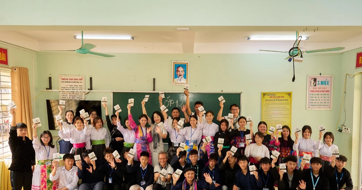 Hành trình Từ Trái Tim: Vượt dốc đá tai mèo, gieo khát vọng trên Cao nguyên đá