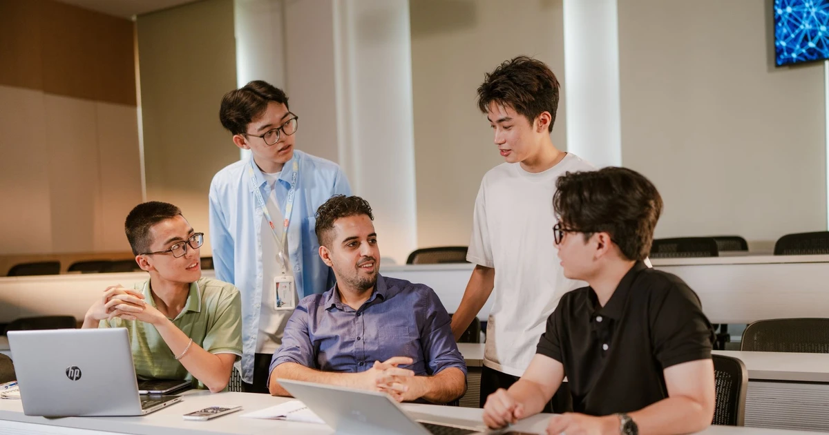 Đào tạo 2 vạn nhân tài AI là đầu tư cho năng lực cạnh tranh dài hạn của Việt Nam