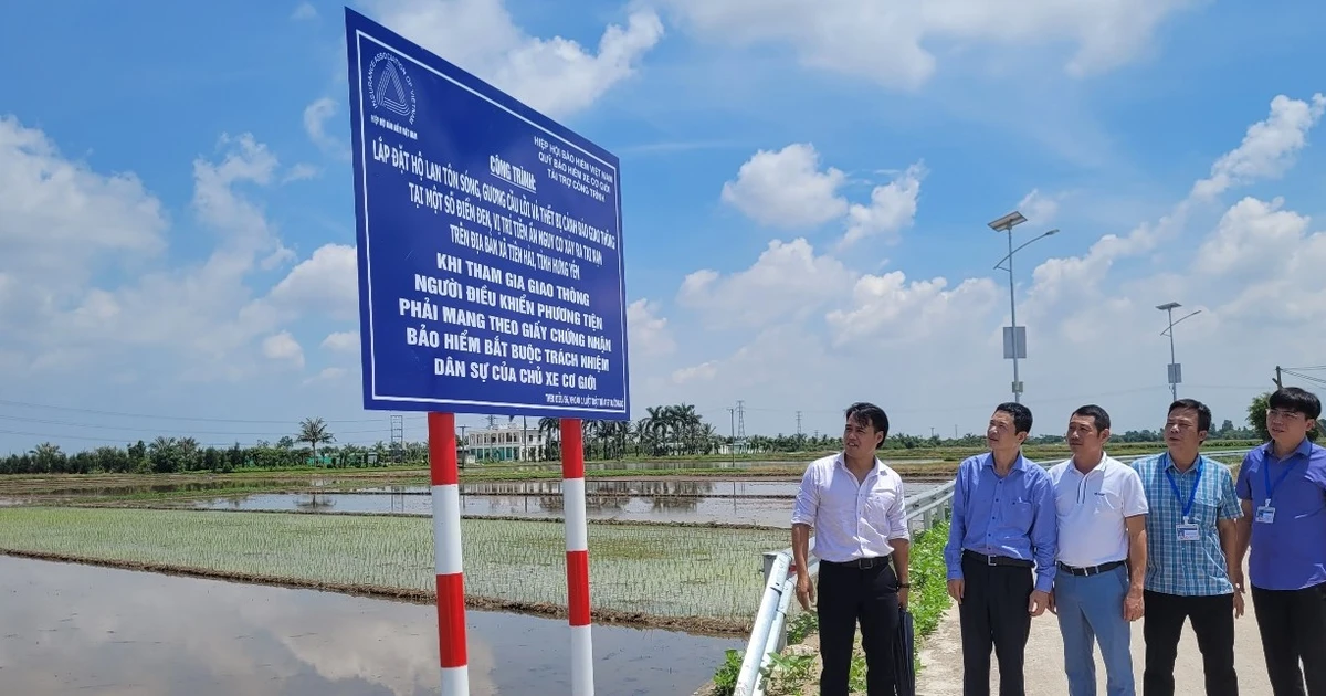 Xã Tiền Hải - Hưng Yên: Tiếp nhận và đưa vào sử dụng thiết bị cảnh báo giao thông