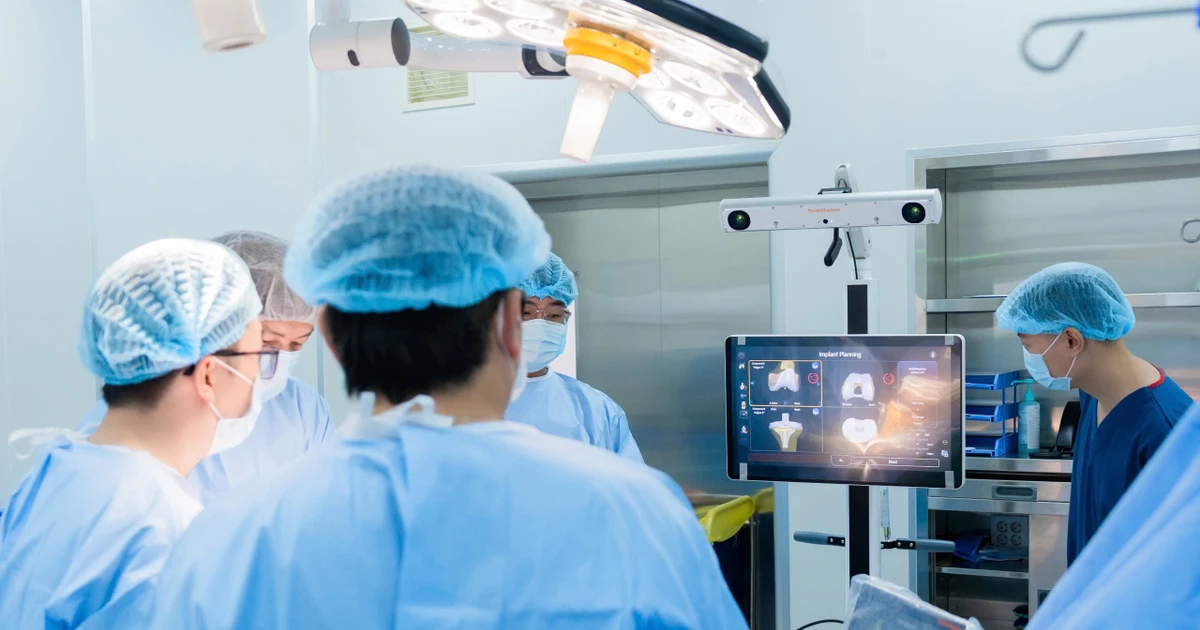 Đưa robot thay khớp hiện đại hàng đầu thế giới đến Vinmec Phú Quốc