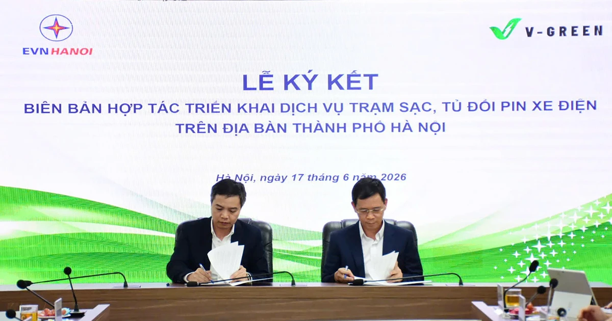 V-Green hợp tác EVNHANOI triển khai 10.000 tủ đổi pin xe máy điện