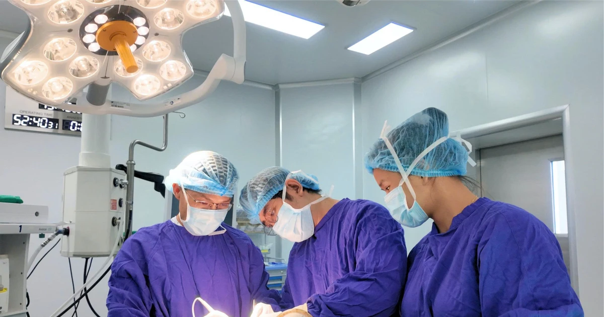 Vinmec Nha Trang phẫu thuật ung thư tuyến giáp không để lại sẹo: Giữ trọn giọng nói và sự tự tin cho người bệnh