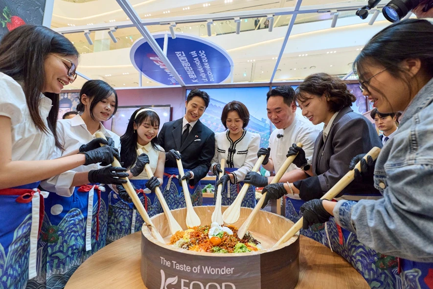 Nông sản Hàn Quốc nhận được nhiều sự quan tâm tại 'Lễ hội Văn hoá và Du lịch Hàn Quốc 2026'