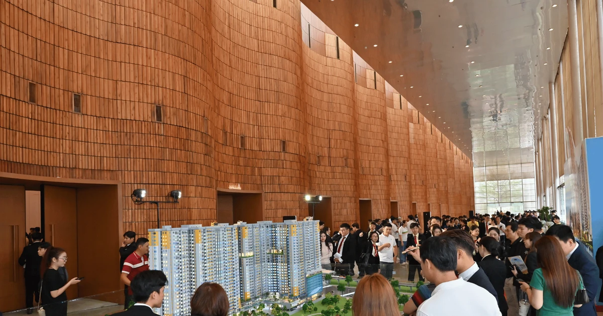 Hàng trăm lượt khách tham dự lễ giới thiệu Block B - Bcons NewSky: Căn hộ vừa túi tiền